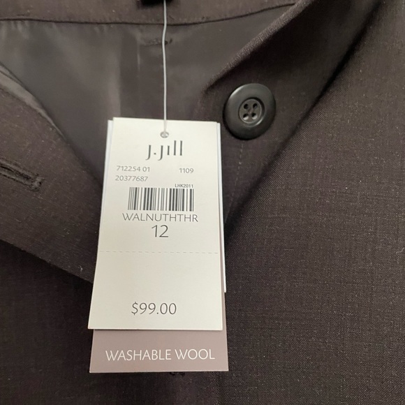 Buttoned front pencil skirt; below knee; seam detail; new; pet/smoke free; NWT - Picture 2 of 3